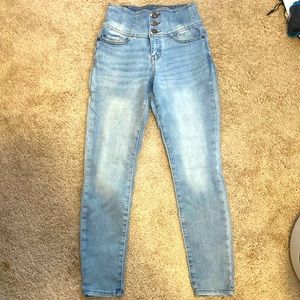 NOBO high rise shorts